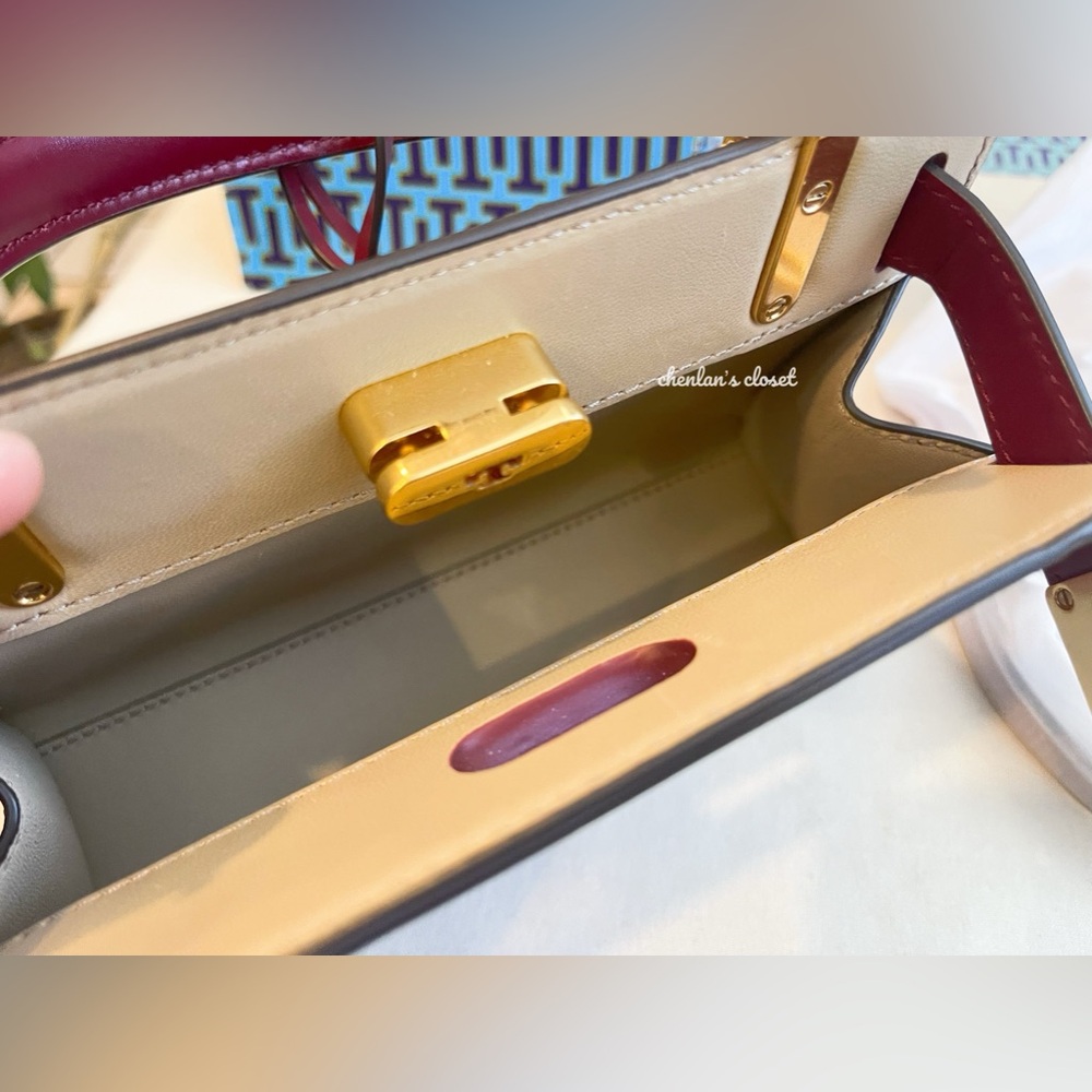 Tory Burch Crossbody - Picture 8 of 15